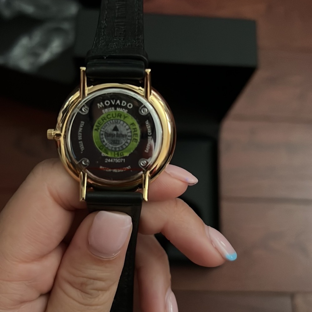 Watch - Picture 2 of 5